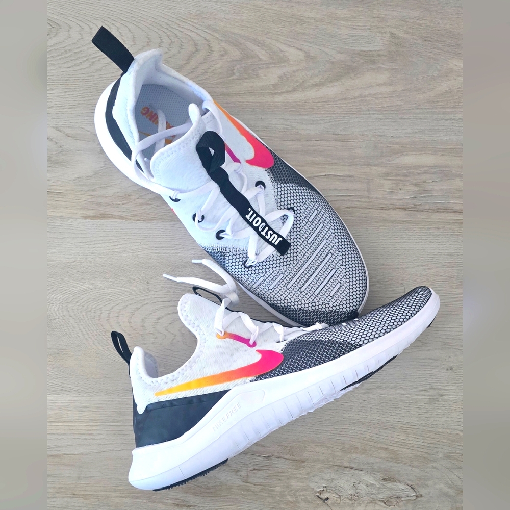 Nike Free TR 8 Womens Shoes